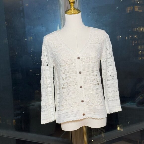🆕 FARM Rio 🧿 NWOT White Crochet Button Up Cardigan Sweater, Sz S - Picture 3 of 15